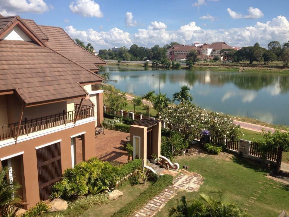 Huaymuang Apartment Ubonratcsathani Kültér fotó