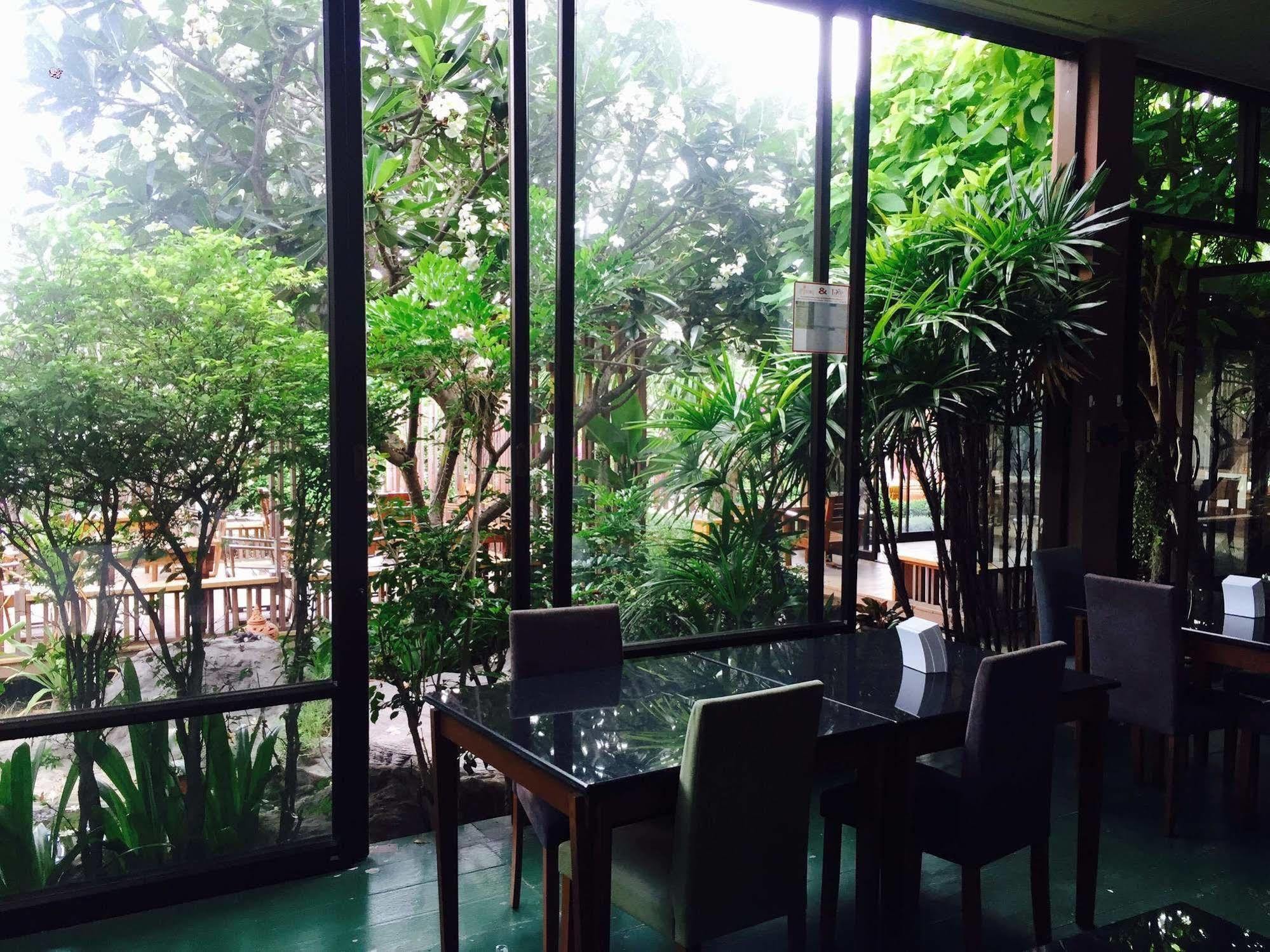Huaymuang Apartment Ubonratcsathani Kültér fotó