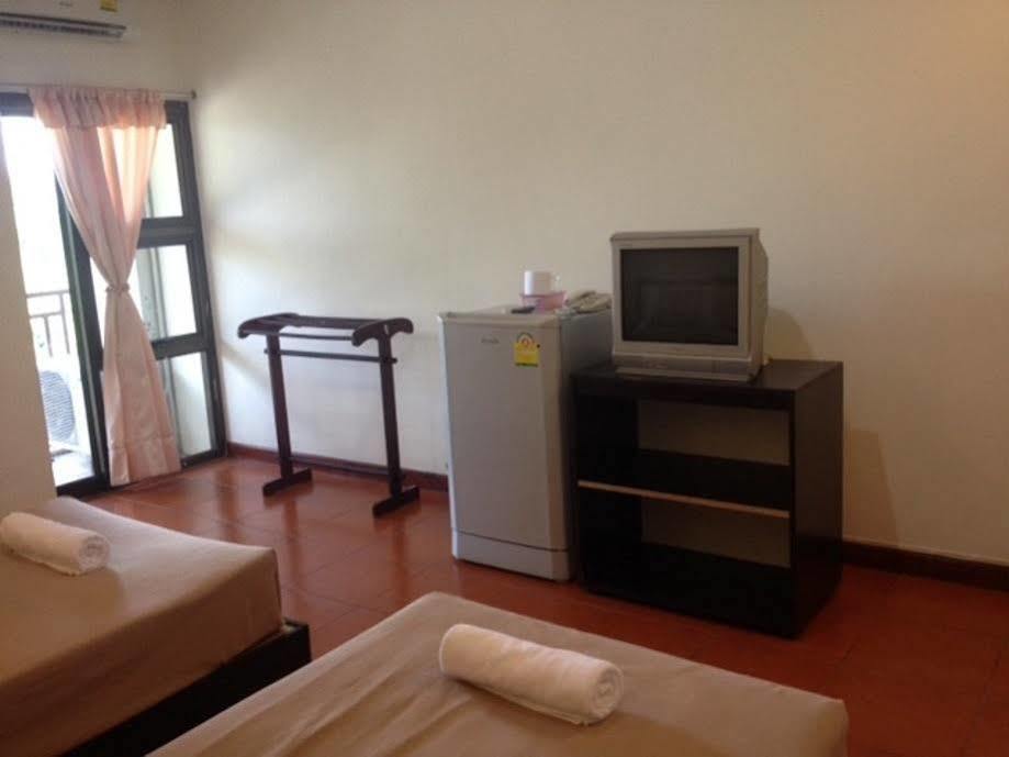Huaymuang Apartment Ubonratcsathani Kültér fotó